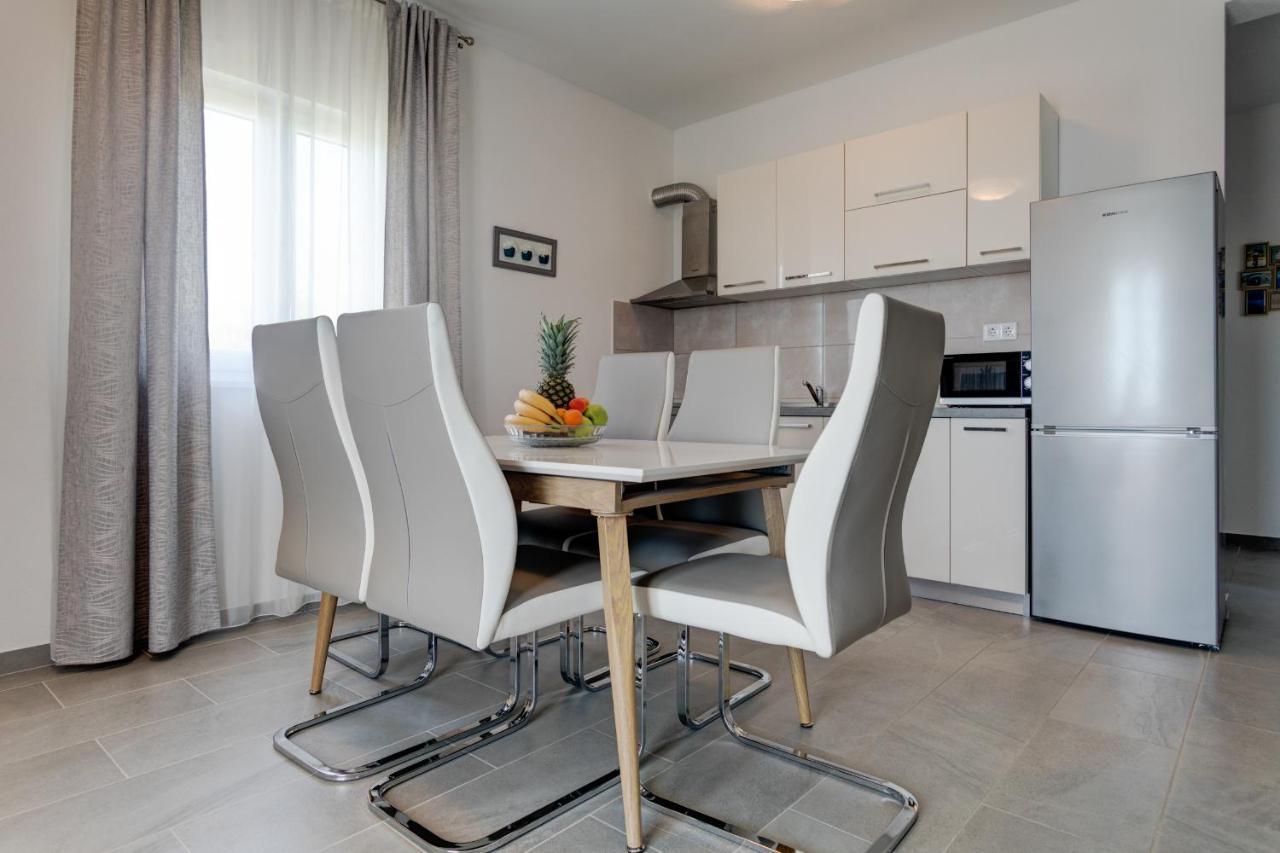 Love Apartments Zečevo Eksteriør bilde